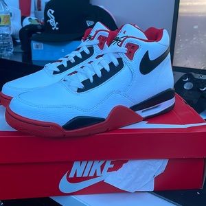 Nike Flight Legacy Size 8 Men